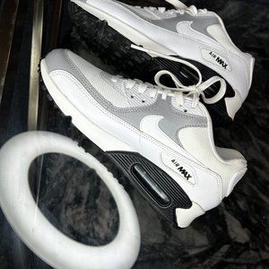 Nike Air Max 90 Size 7